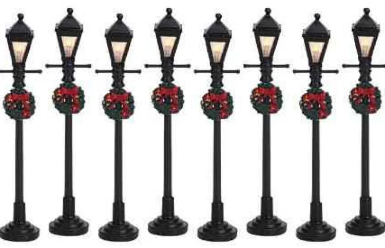 Lemax 64500 - Gas Lantern Street Lamp, Set Of 8, Battery-Operated (4.5V) - Christmas Village Misc. Accessories* Lemax Misc. Accessories