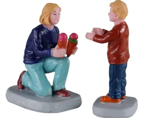 Lemax 02918 - Weekend Treats, Set Of 2 - Figurines* Lemax Figurines